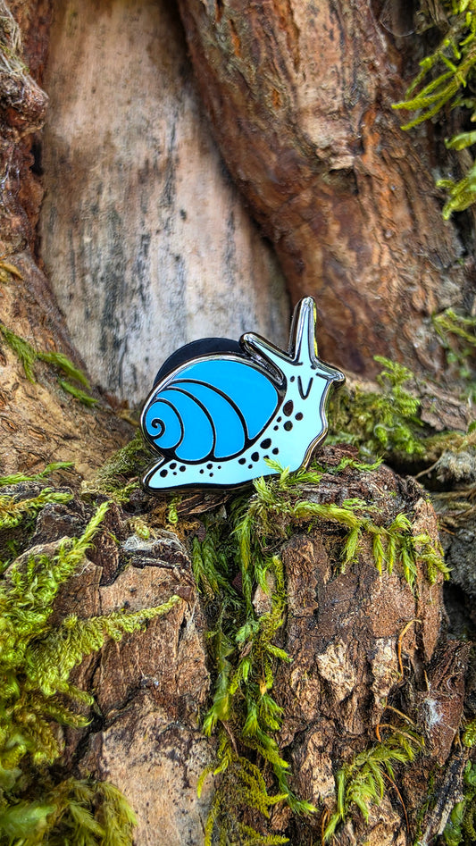 Snail Friend • Mini Enamel Pin