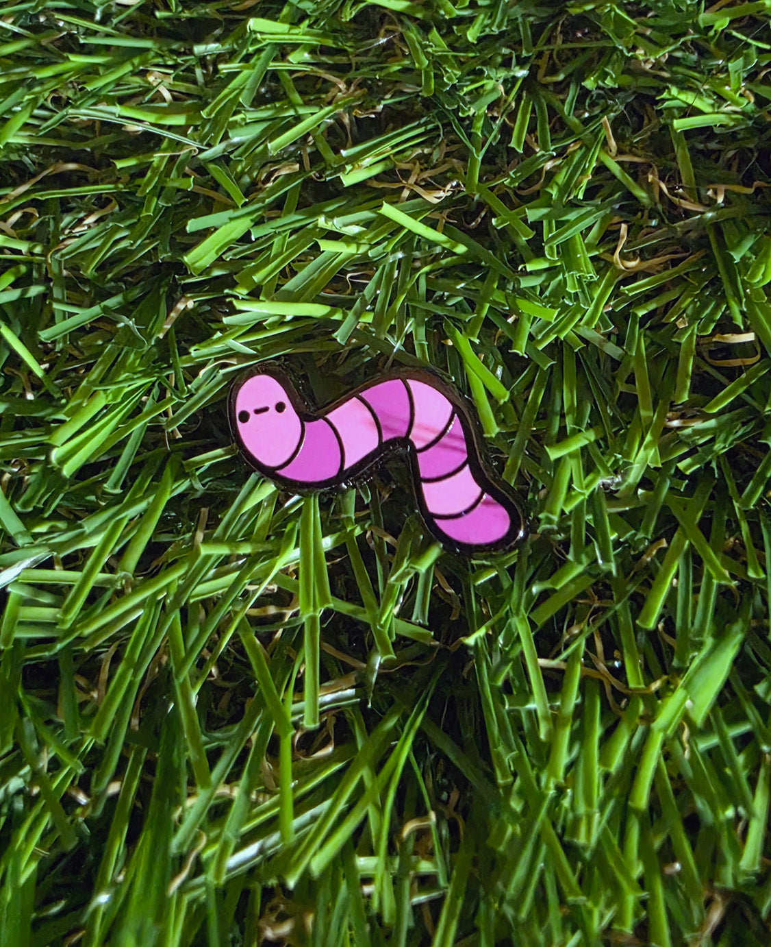 Worm Friend • Mini Enamel Pin
